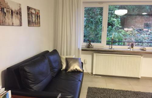 Apartment - zentrumsnah, eigener Parkplatz und großer Balkon ins Grüne - Foto 14