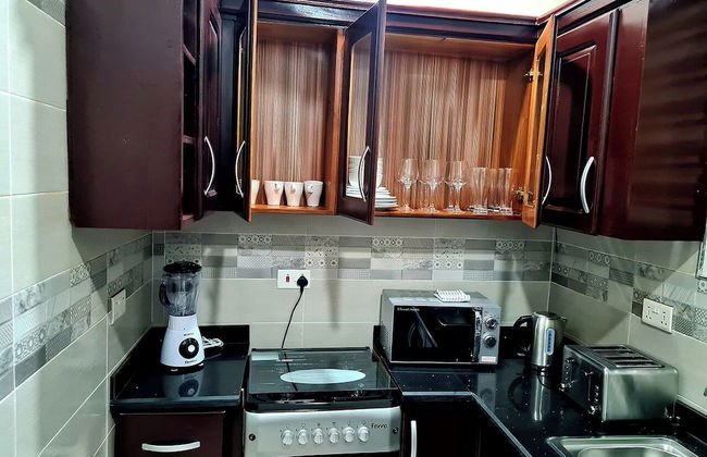 Charming Quiet & Cozy Close to Highway - Foto 23