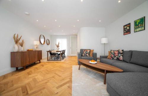 The Heart of Westminster - Photo 47