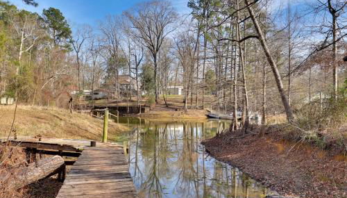 Hot Tub and Boat Ramp! Home on Toledo Bend Reservoir - Photo 4