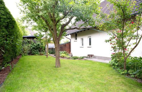 LenHaus Sundern - Ferienhaus mit Kamin & Garten - Foto 13