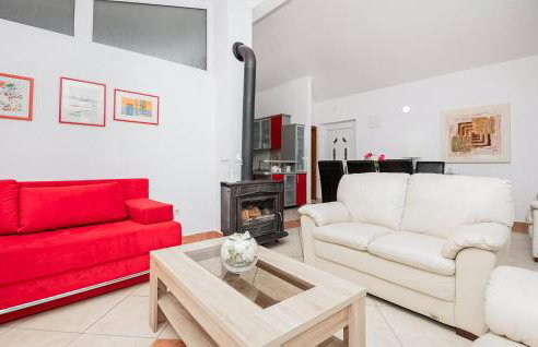 2 Bedroom Stunning Home In Desne - Foto 27