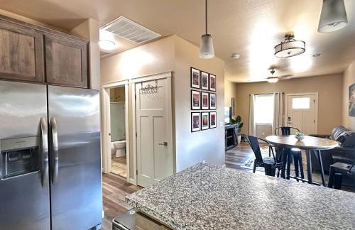 Charming 2BR Cottage Near Freeway-Cul-de-sac - Foto 13