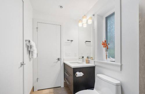 Bayview Modern Luxury by the Lake - Foto 66