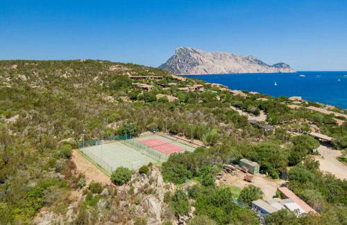 Seafront Villa - 5min to BRANDINCHI I Exclusive Garden I Private Beach I BBQ I Wi-Fi - Foto 6