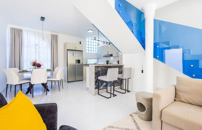 Relaxing 3-bedroom Villa With Pool Rooftop Jacuzzi in a Secluded Setting - Foto 19