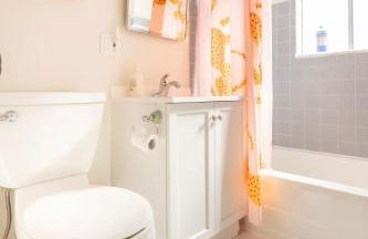 Garden Retreat • Deck Dining + Fire Pit - Foto 24