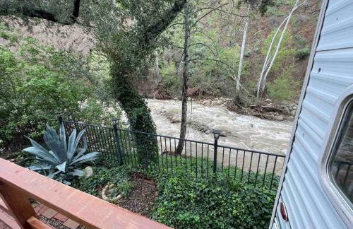 Vintage RV Creekside Nature Retreat near Ojai next to Swim Holes Hike - Foto 19