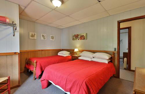 Swiss Farm Inn - Entire Inn to Yourself - Foto 21