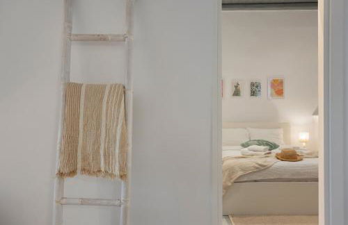 Naousa - 2BR House with Amazing View - Caper - Photo 23