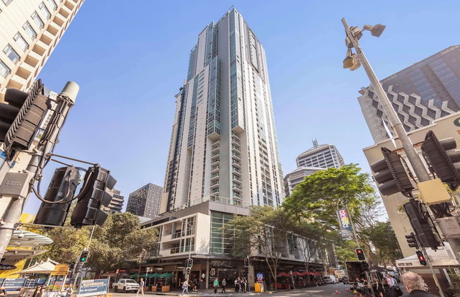 Oaks Brisbane Festival Suites - Photo 80