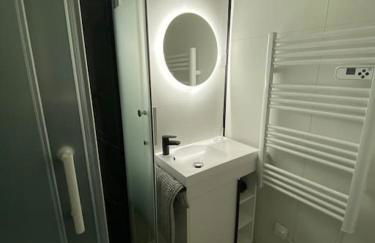 Studio cosy au pied de la télécabine pour l Alpe d Huez Parking privé - Foto 14