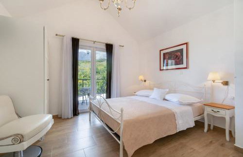 Villa with Sea View - Private Heated Pool - Foto 23