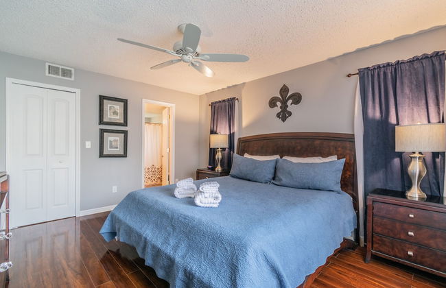 Near Theme Parks! Potter's Castle! Gorgeous, 3 BR's, Sleeps 8, Pool! - Foto 8