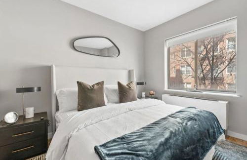 Top Notch 2BR in Upper East Mins to Central Park - Foto 25