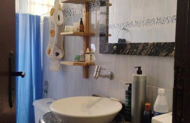 House with one bedroom and backyard - Foto 11