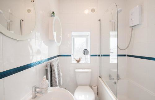 Northern Hideaways Castle Hill View, Bellingham - Photo 16