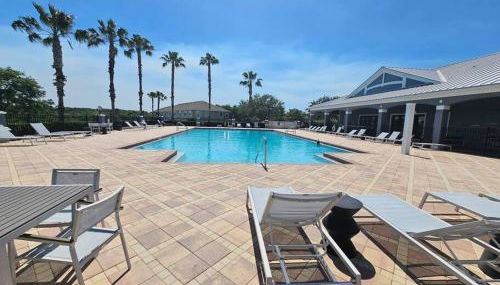 Home away from Home - Photo 4, sunbed