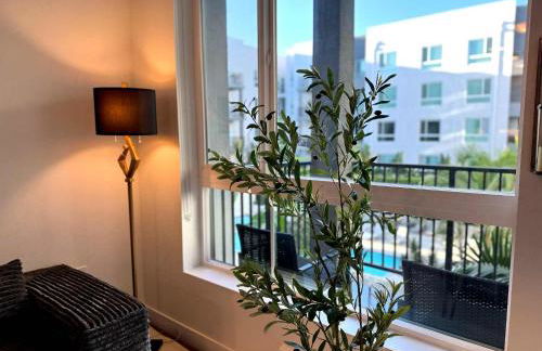 Bright Condo 10 Min from Disneyland With Pool & GYM - Foto 67