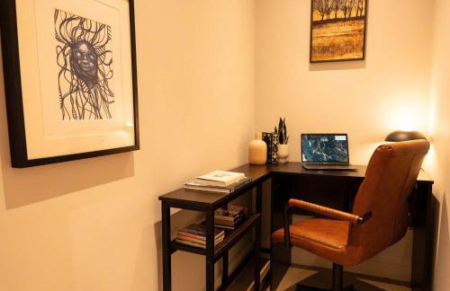 Premium Tower Hill Serviced Apartment - Photo 16