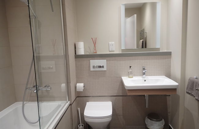 Kings Wharf Quay29 Studio with Pool - Photo 16