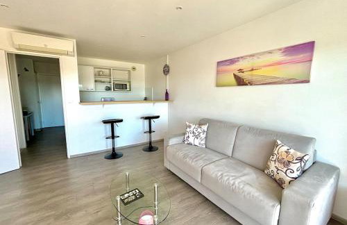 Grand studio climatisé, piscine, plage 5mn, parking gratuit - Foto 7