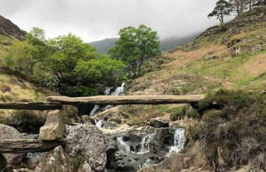 Stylish & Spacious Town Centre Duplex Apartment - Photo 14