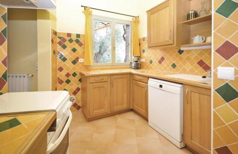 Lovely Home In Spéracèdes With Wifi - Foto 24