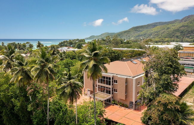 Royale Suites by Arc Royale Luxury Apts - Photo 21