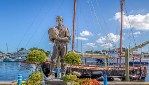 Luxury Family Beach Escape with Heated Pool and Putting Green - Foto 4