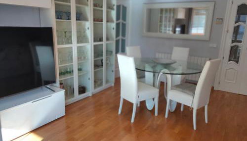 Piso familiar 3 habitaciones 2 baños y plaza de parking - Foto 2