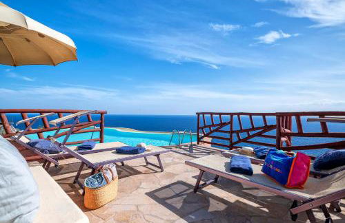 Villa Patty with infinity pool in front of the sea, parking and wifi - Foto 10