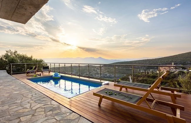 Martinia Pool Escape - Tragos Panoramic Views - Foto 1