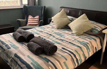 Central Plymouth Sea View Penthouse Apartment with Secure Parking - Foto 39