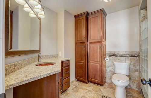 Sunrise Beach for Family Fun and Walk to Noahs Ark - Foto 10