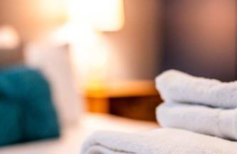 Charming Fountain Square Home 2 Bedroom BBQ Family Friendly - Foto 18