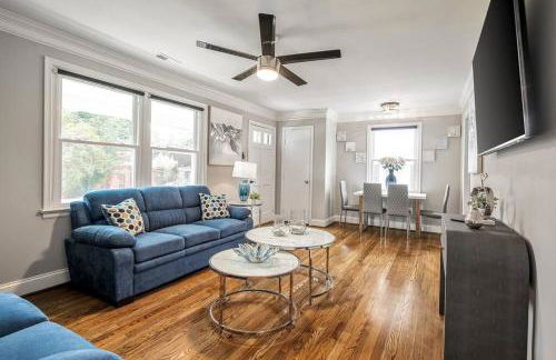 Fenced Yard, Swing Set Pawfect for Family and Dogs! - Foto 14