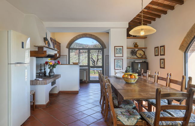 6 bedroom House in Scandicci with private pool and garden - Photo 10