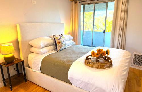 Echo Lake view condo - newly renovated - centrally located - Photo 17