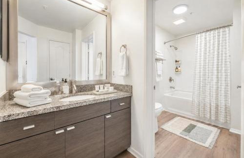Marina Breeze 2BR 2BA & 1BR 1BA - Pool, Hot Tub, Gym - Close to Beach - Foto 19