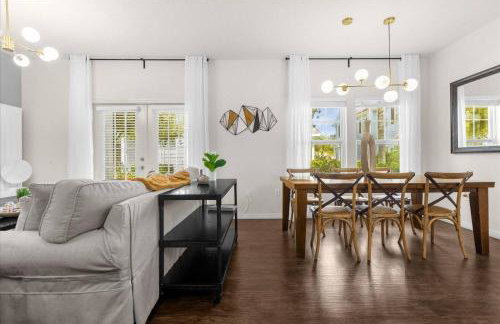 4 BD 3 BA Lucaya Village 21-101 - Foto 4