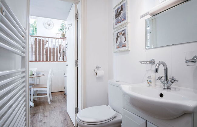 Bee Happy - 1 Bedroom Holiday Home - Saundersfoot - Photo 28