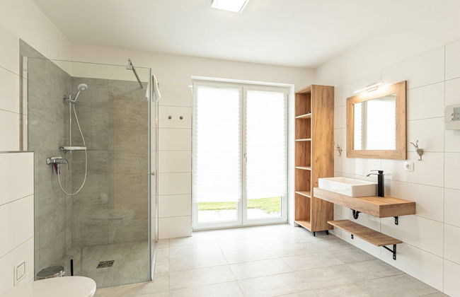 Inzell Chalets With Private Pool - Photo 44