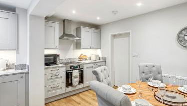 Sleeps 6 3bedroom House, Harlaxton Garden Driveway - Foto 1, stove