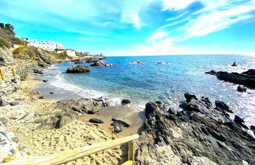 Aloha Playa Deluxe WiFi Swimming Pools & Parking - Foto 49