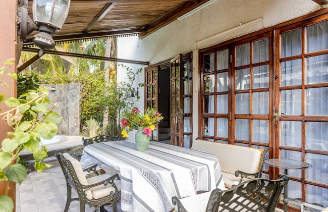 Villa with Heated Pool - Photo 19