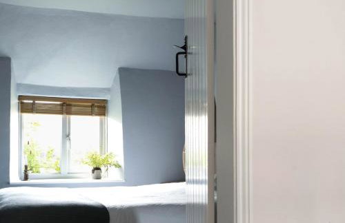 Charlotte's Cottage, a Charming Cotswolds Getaway - Photo 37