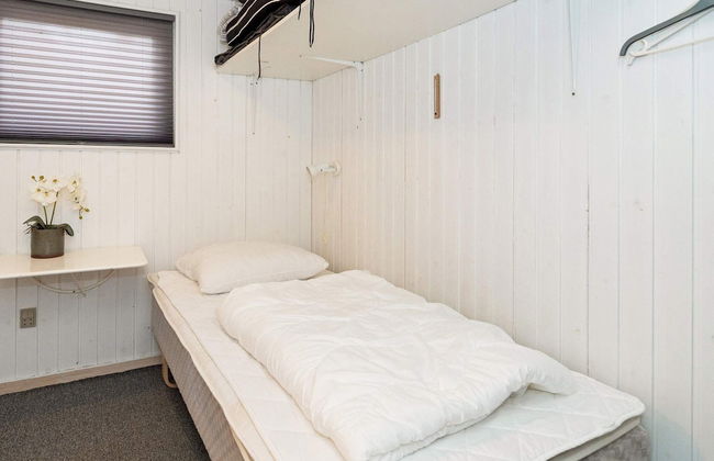 5 Person Holiday Home in Thyholm - Photo 4