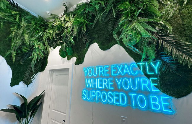 The Green Haus Luxxe Cabana Rooftop Retreat - Foto 28