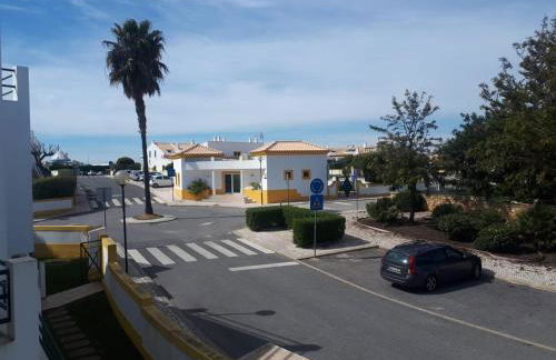 1-Bed - Sleeps 4 - Free Parking & Balcony - Foto 10